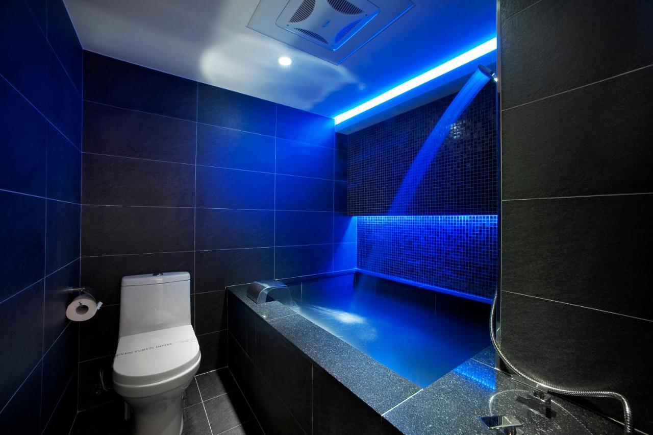 Seven Fukun Hotel Джиаоси Екстериор снимка